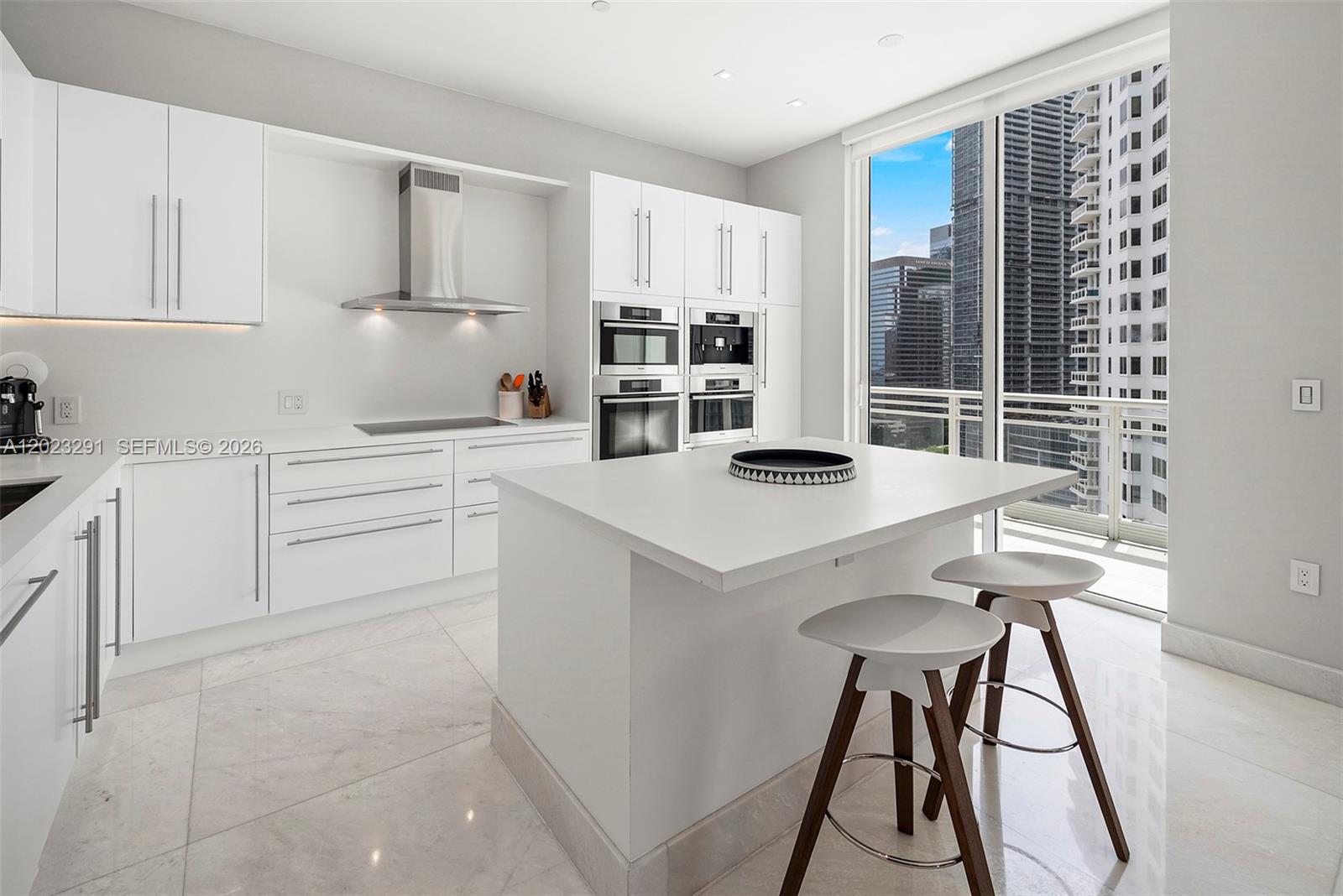 900 Brickell Key Blvd #1801, Miami FL 33131