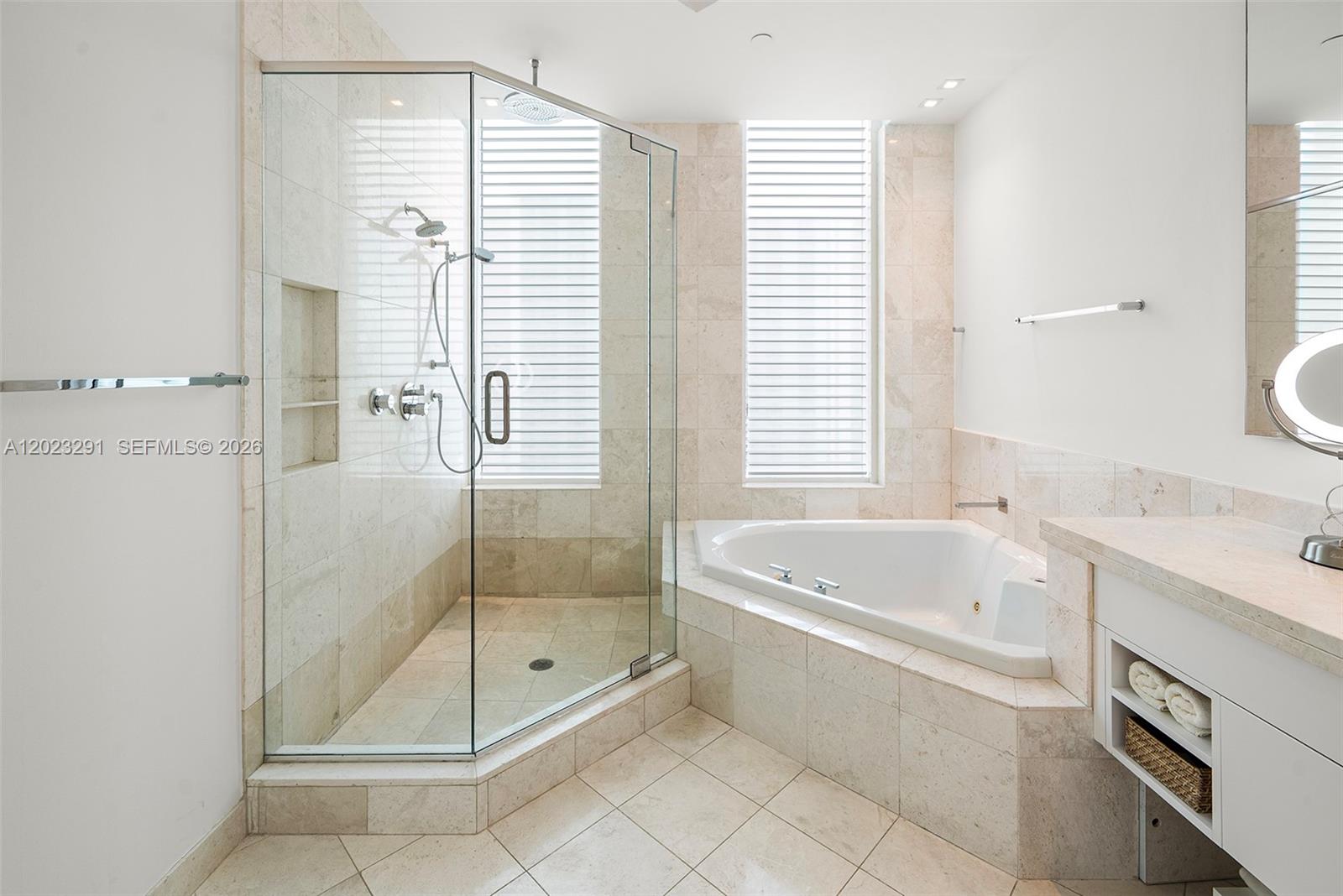 900 Brickell Key Blvd #1801, Miami FL 33131