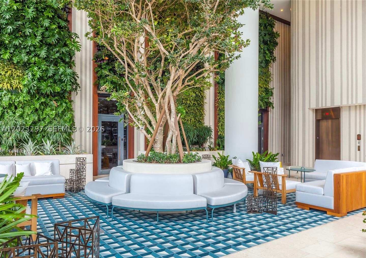 801 S Miami Ave #4104, Miami FL 33130