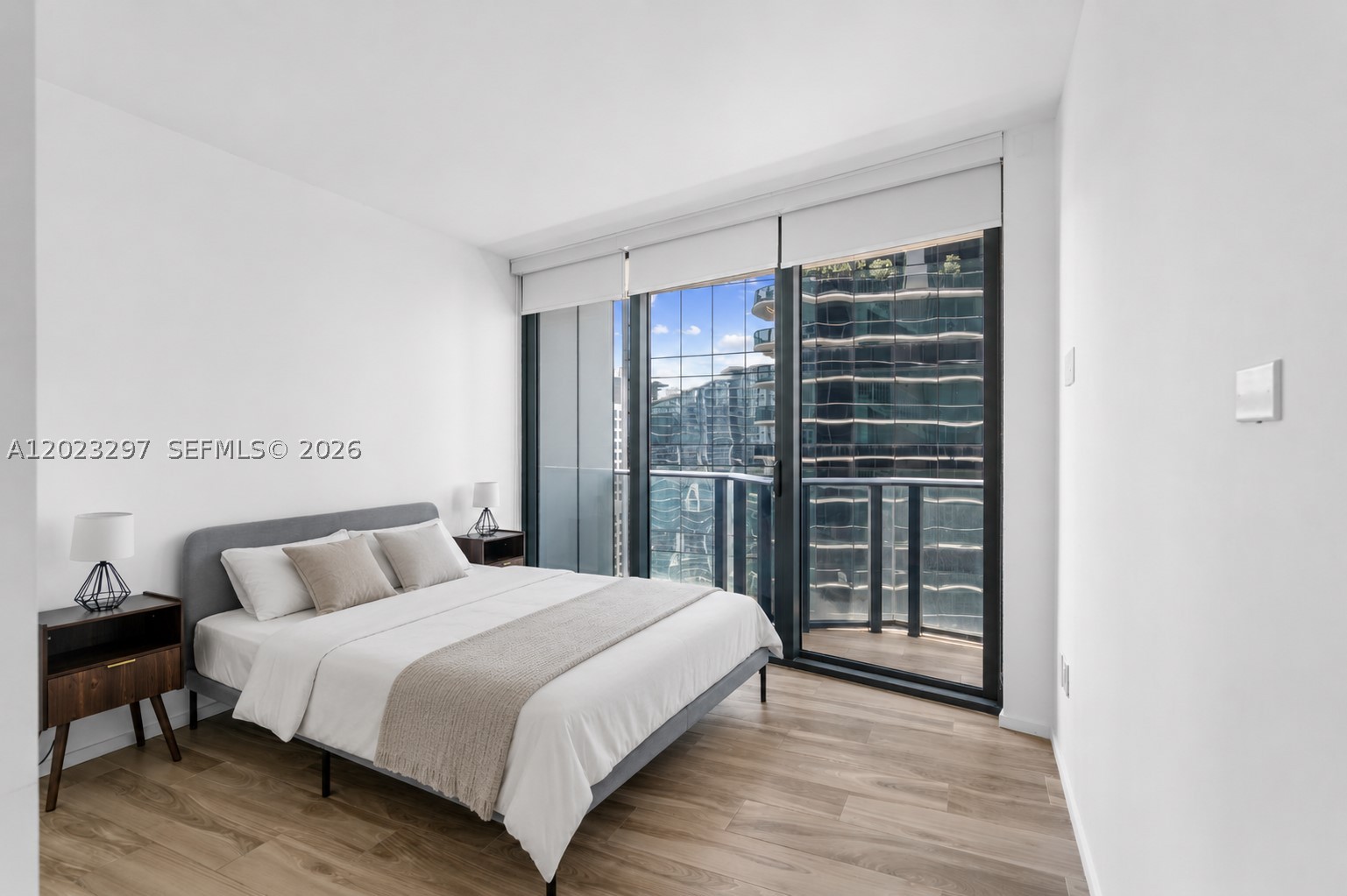 801 S Miami Ave #4104, Miami FL 33130