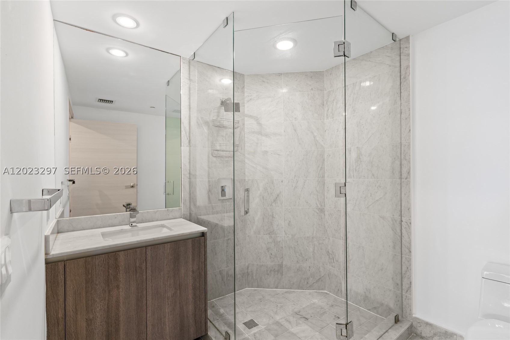 801 S Miami Ave #4104, Miami FL 33130