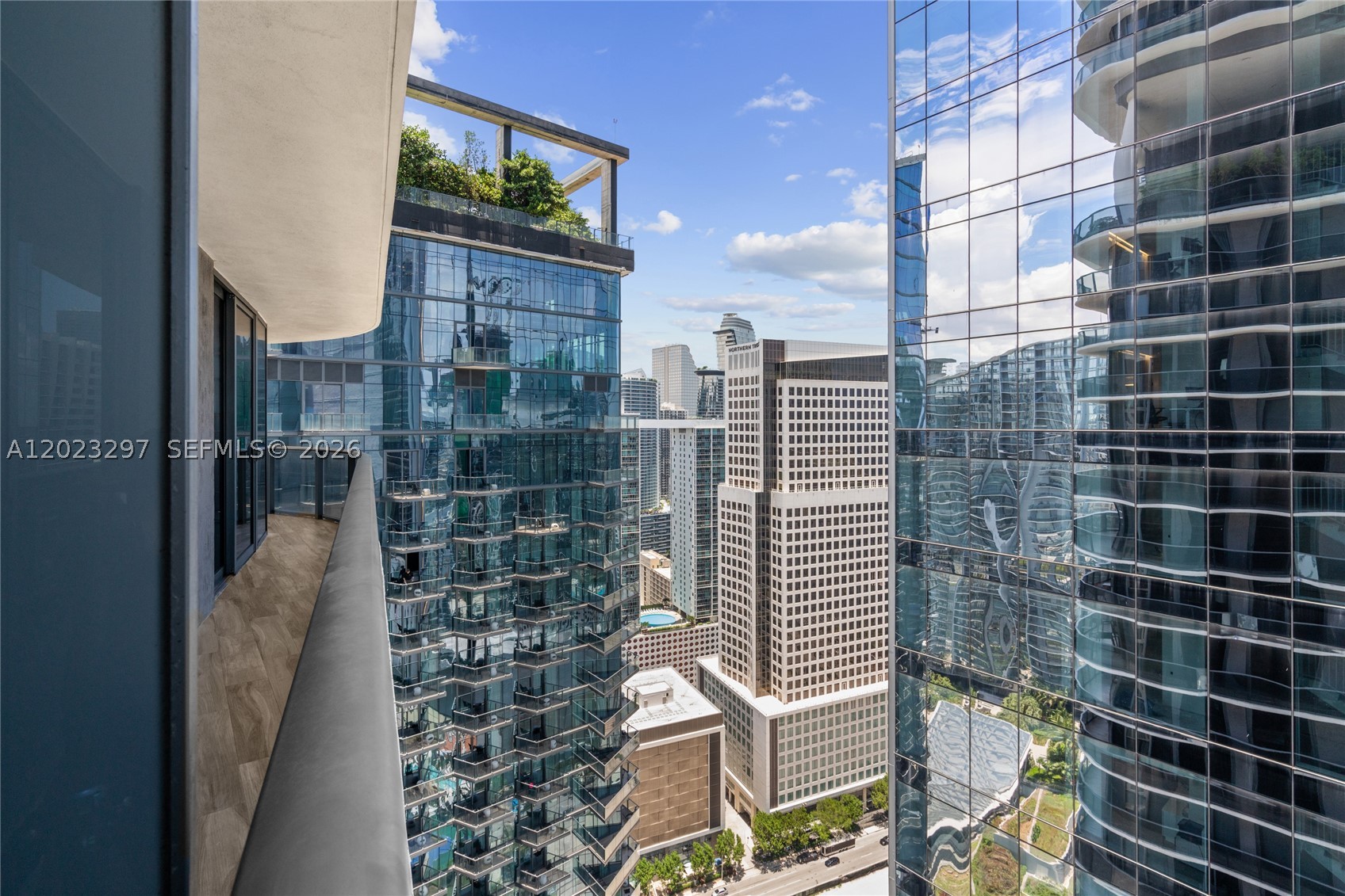 801 S Miami Ave #4104, Miami FL 33130