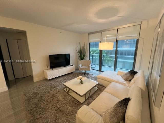 2960 NE 207th St #709, Aventura FL 33180