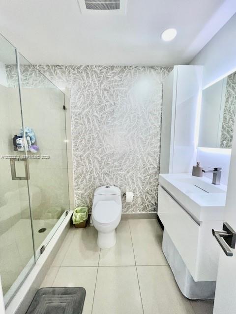 79 SW 12th St #1806, Miami FL 33130