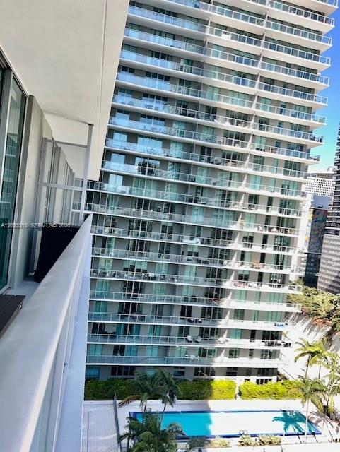 79 SW 12th St #1806, Miami FL 33130