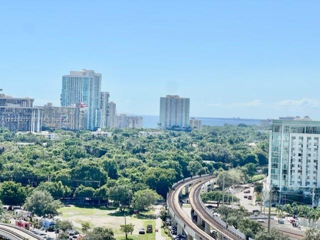 79 SW 12th St #1806, Miami FL 33130