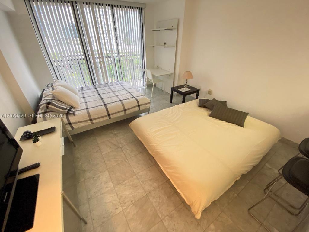 540 Brickell Key Dr #913, Miami FL 33131