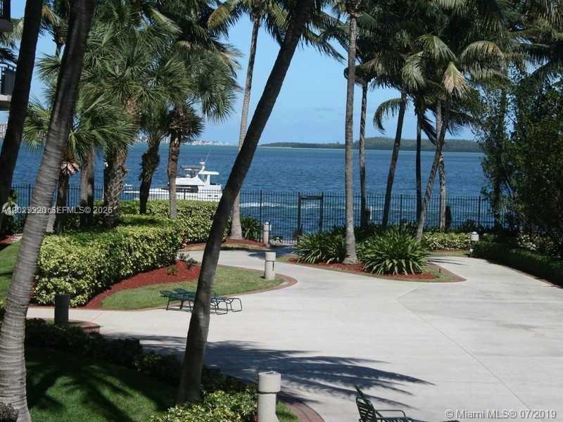 540 Brickell Key Dr #913, Miami FL 33131