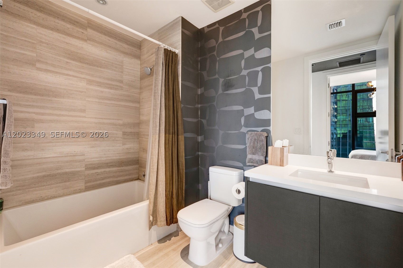 1451 Brickell Ave #4304, Miami FL 33131