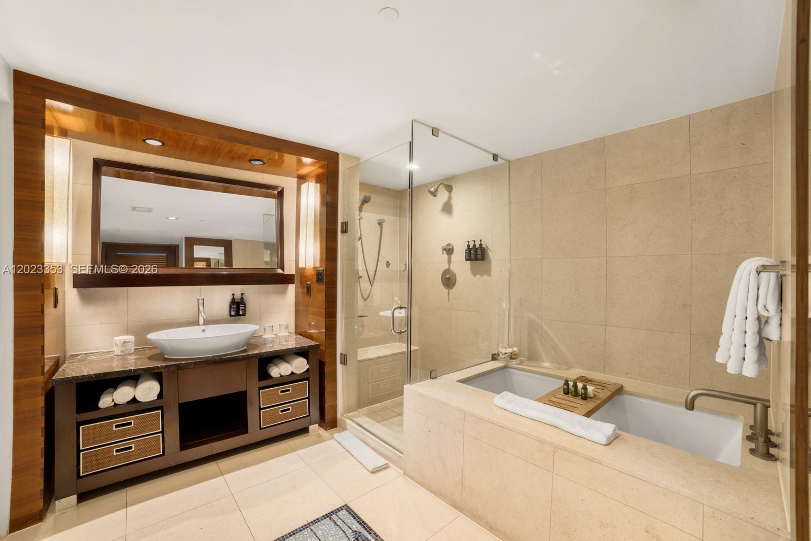6801 Collins Ave #714 (Door 704), Miami Beach FL 33141