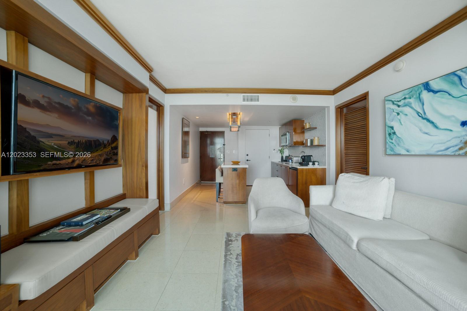 6801 Collins Ave #714 (Door 704), Miami Beach FL 33141