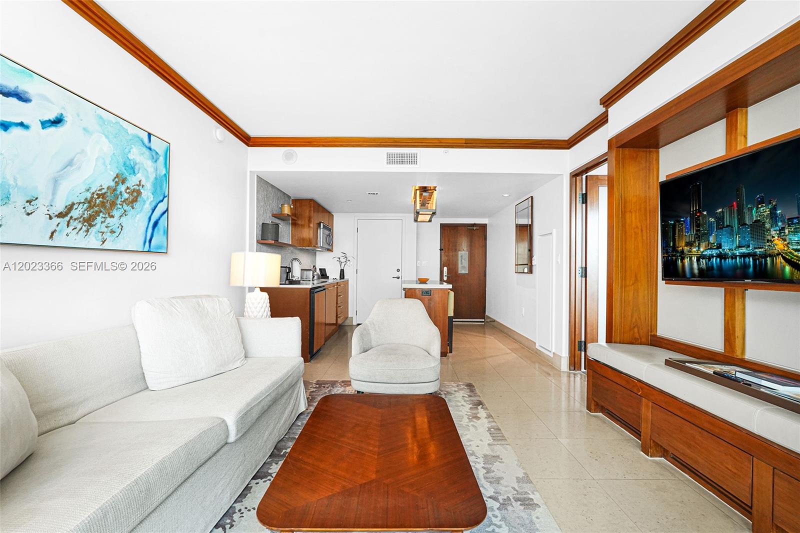 6801 Collins Ave #611 (Door 610), Miami Beach FL 33141