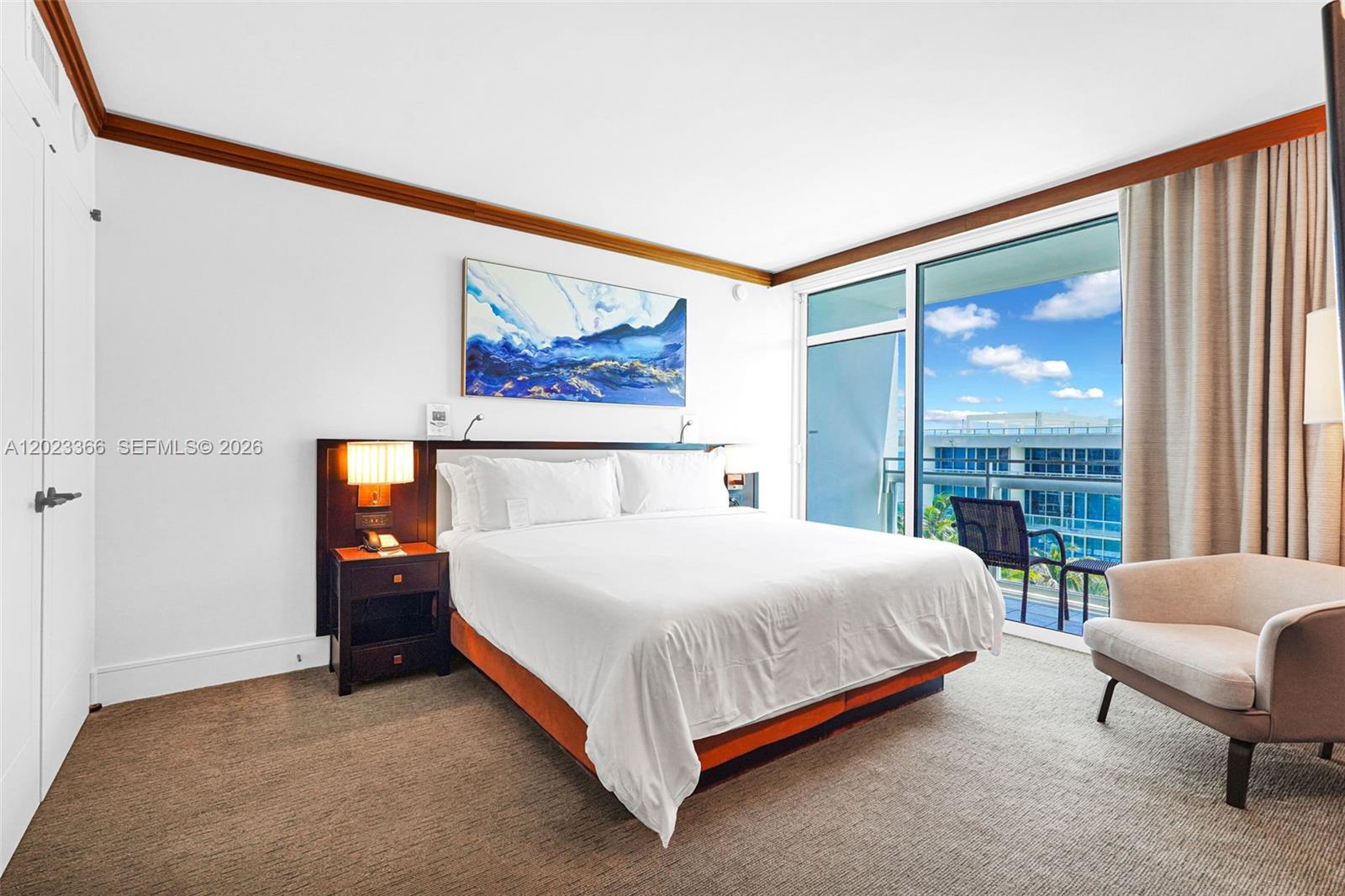 6801 Collins Ave #611 (Door 610), Miami Beach FL 33141