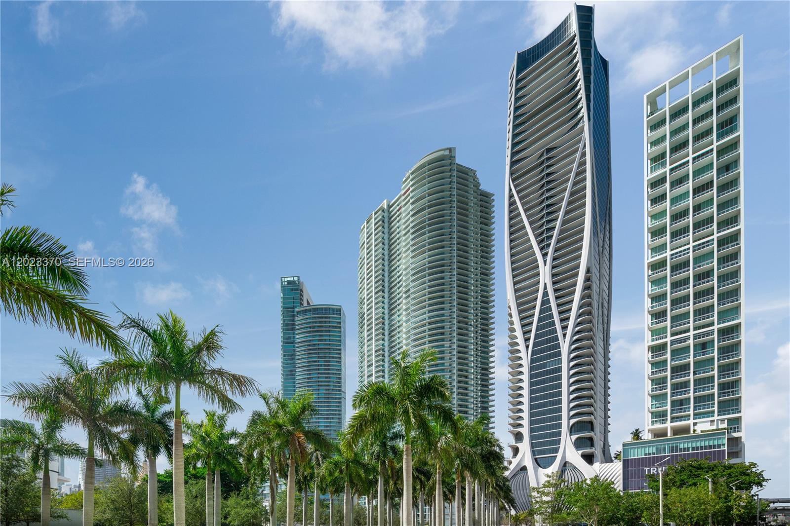 1000 Biscayne Blvd #1702, Miami FL 33132