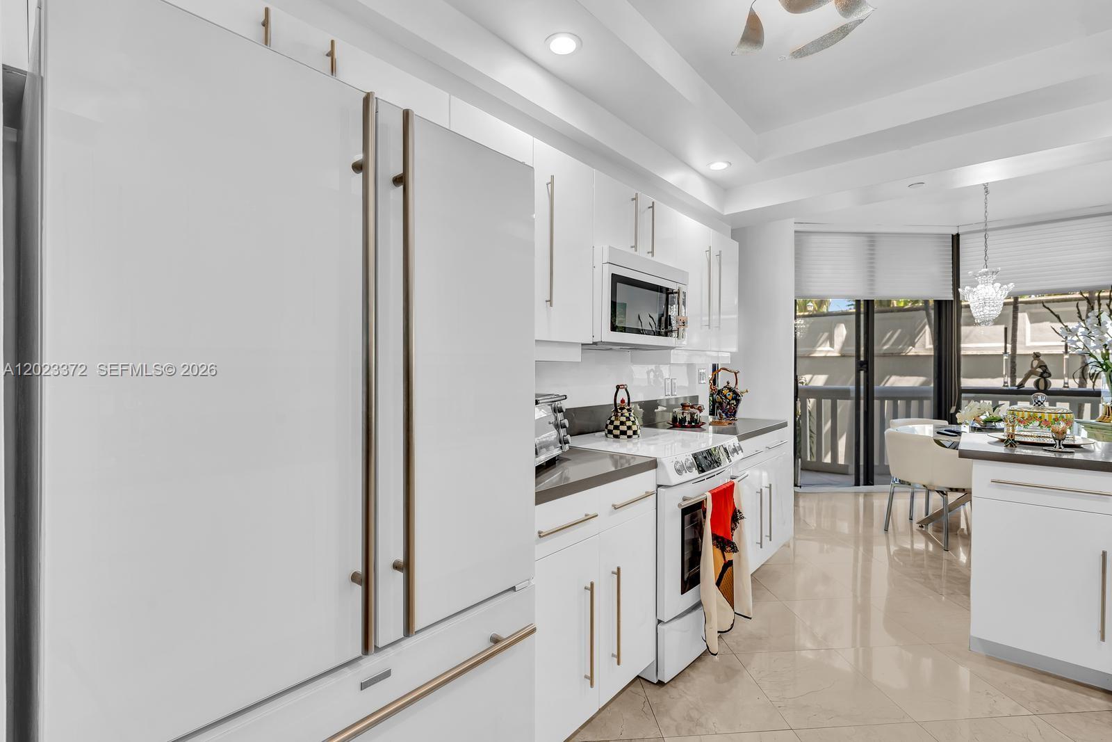 2000 Island Blvd #305, Aventura FL 33160