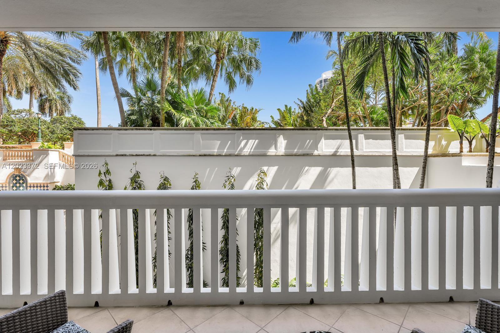 2000 Island Blvd #305, Aventura FL 33160