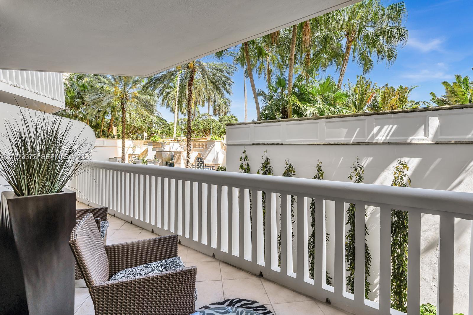 2000 Island Blvd #305, Aventura FL 33160
