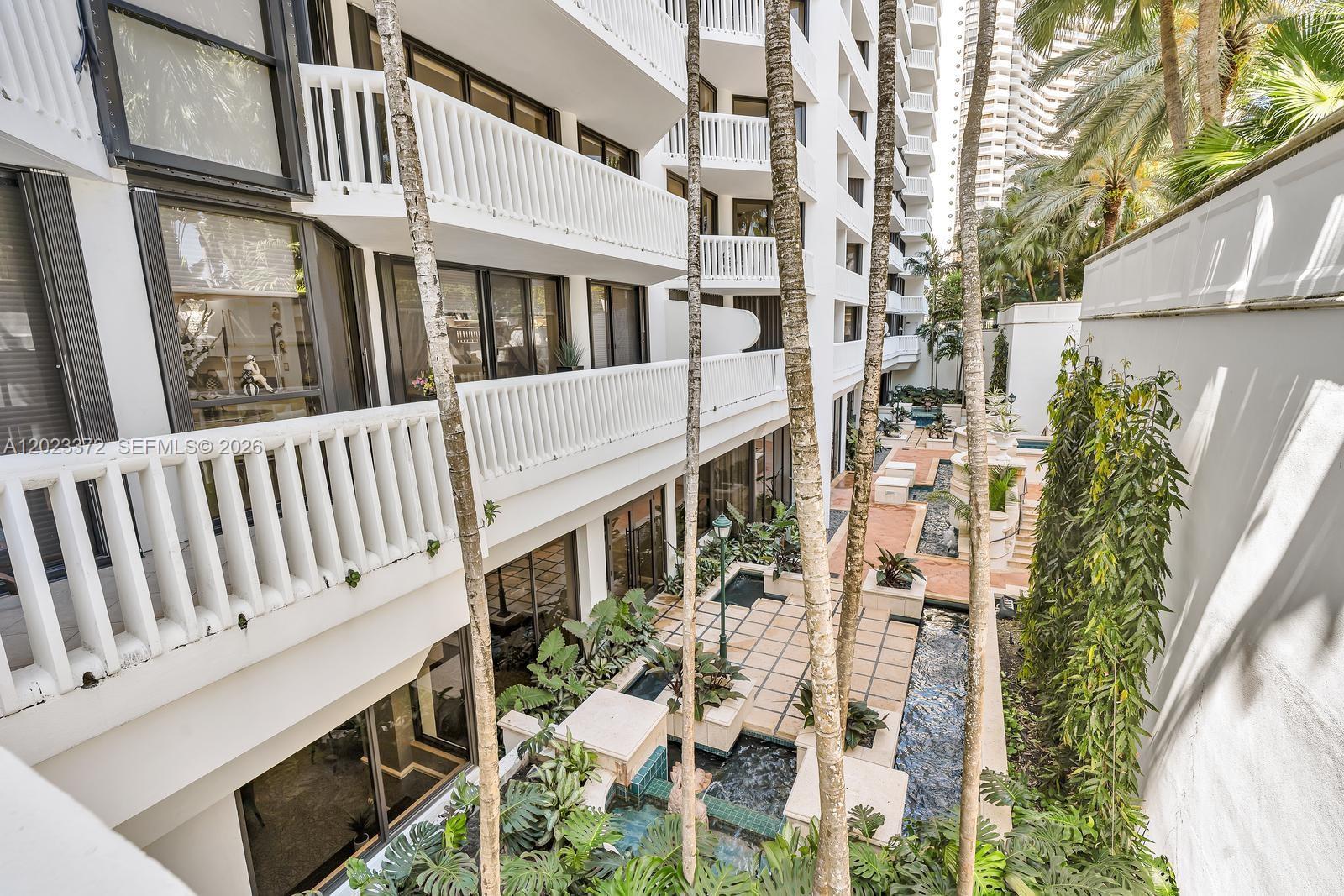2000 Island Blvd #305, Aventura FL 33160