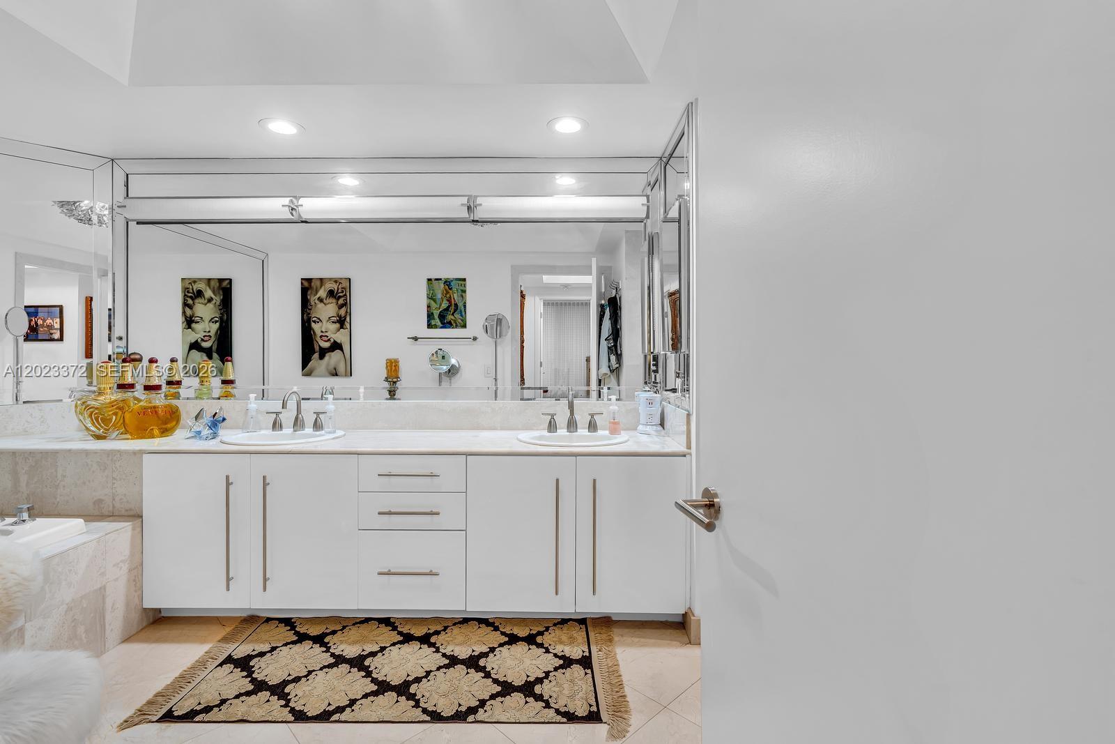 2000 Island Blvd #305, Aventura FL 33160