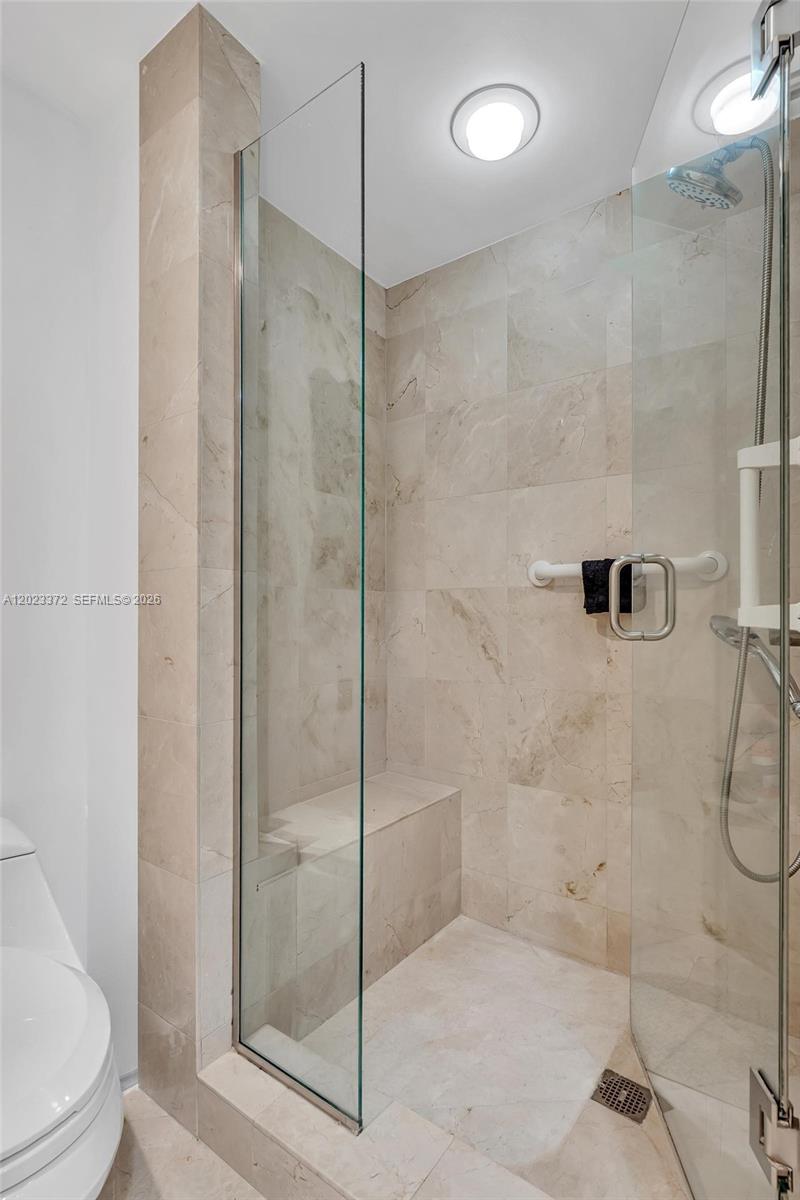 2000 Island Blvd #305, Aventura FL 33160