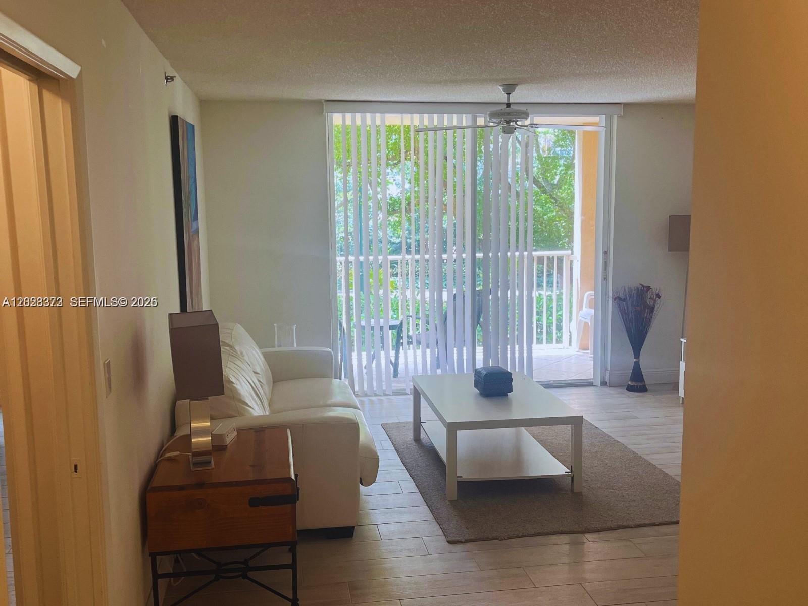 19555 E Country Club Dr #8206, Aventura FL 33180