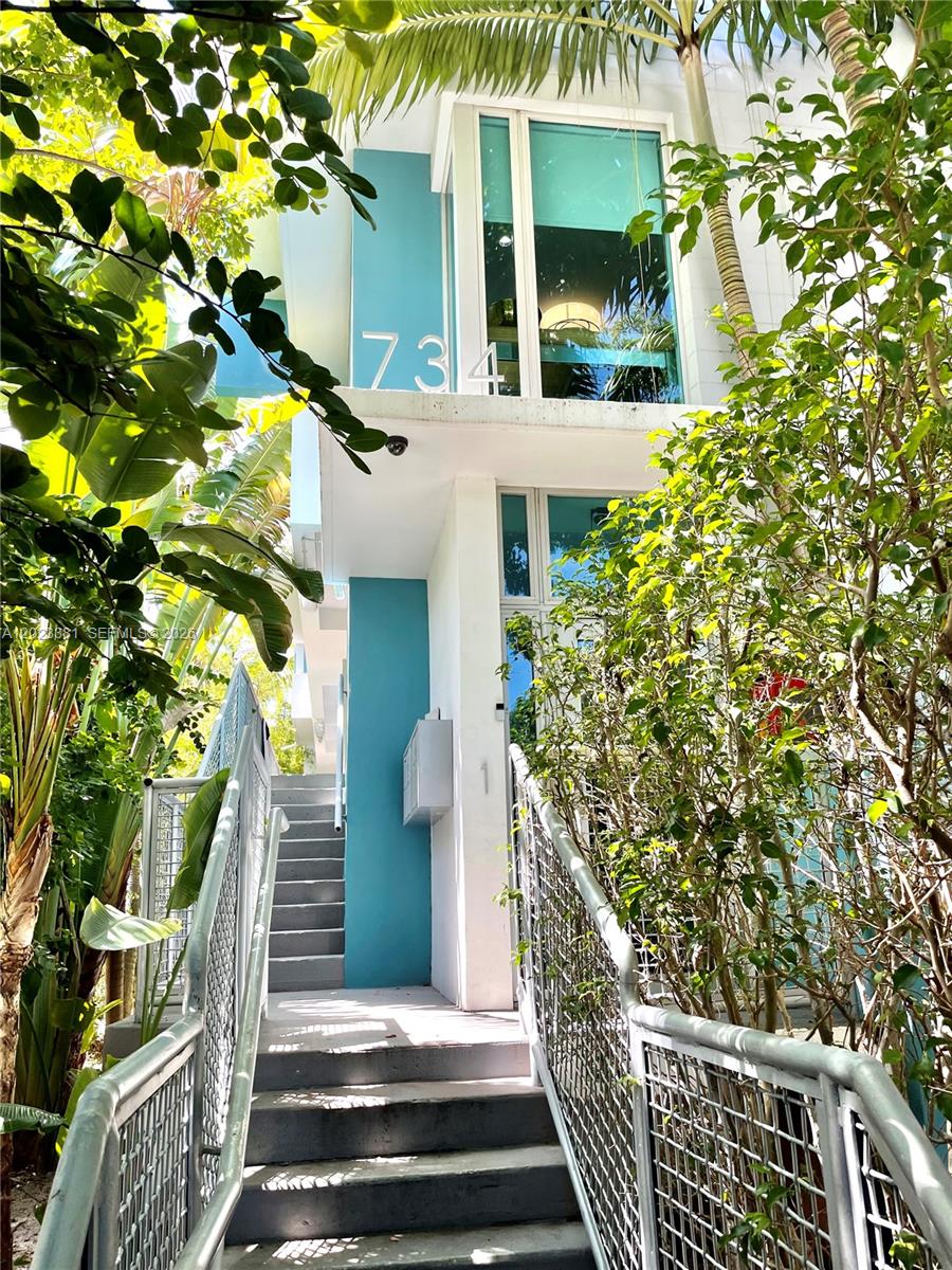 734 Michigan Ave #7, Miami Beach FL 33139