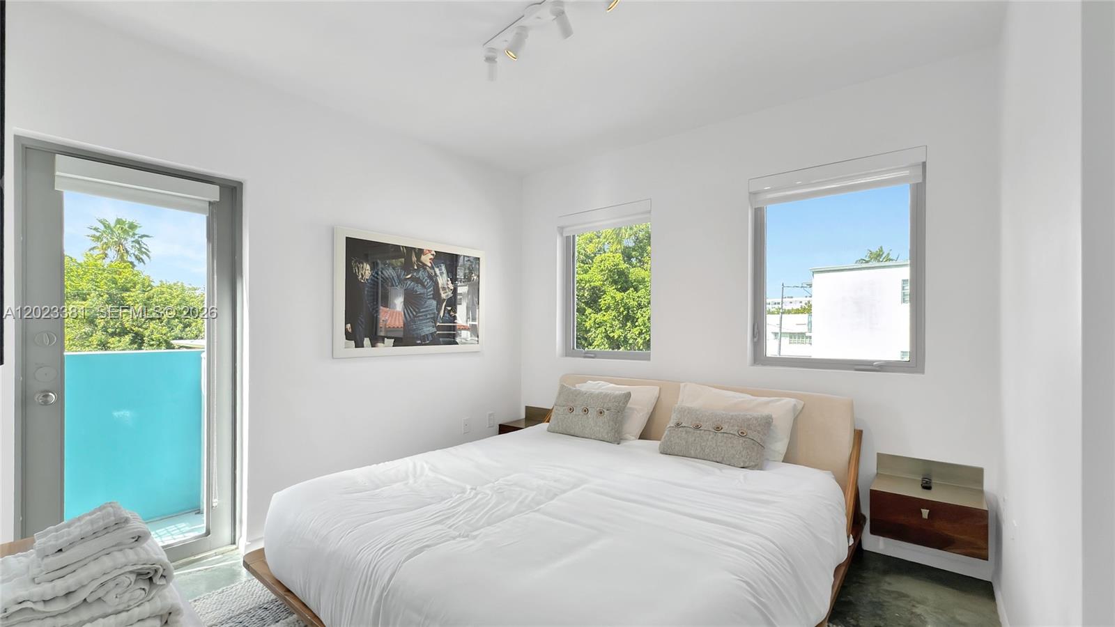734 Michigan Ave #7, Miami Beach FL 33139