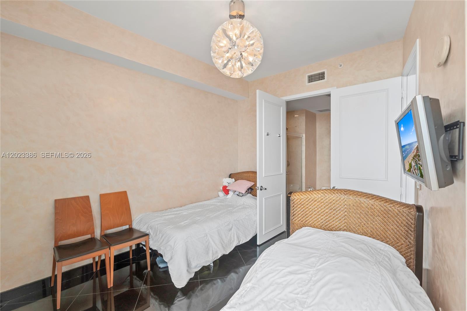18101 Collins Ave #1502, Sunny Isles Beach FL 33160