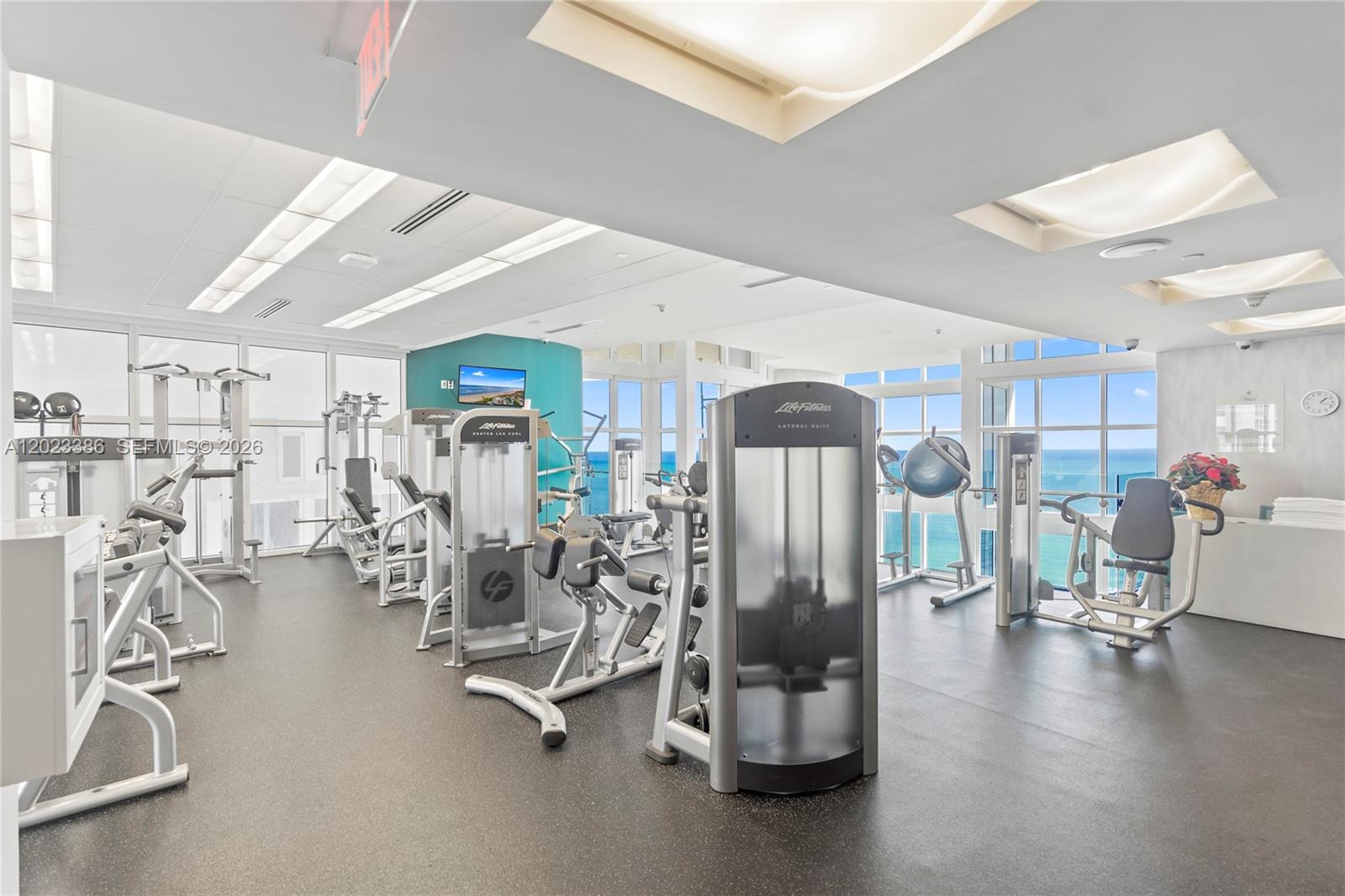 18101 Collins Ave #1502, Sunny Isles Beach FL 33160