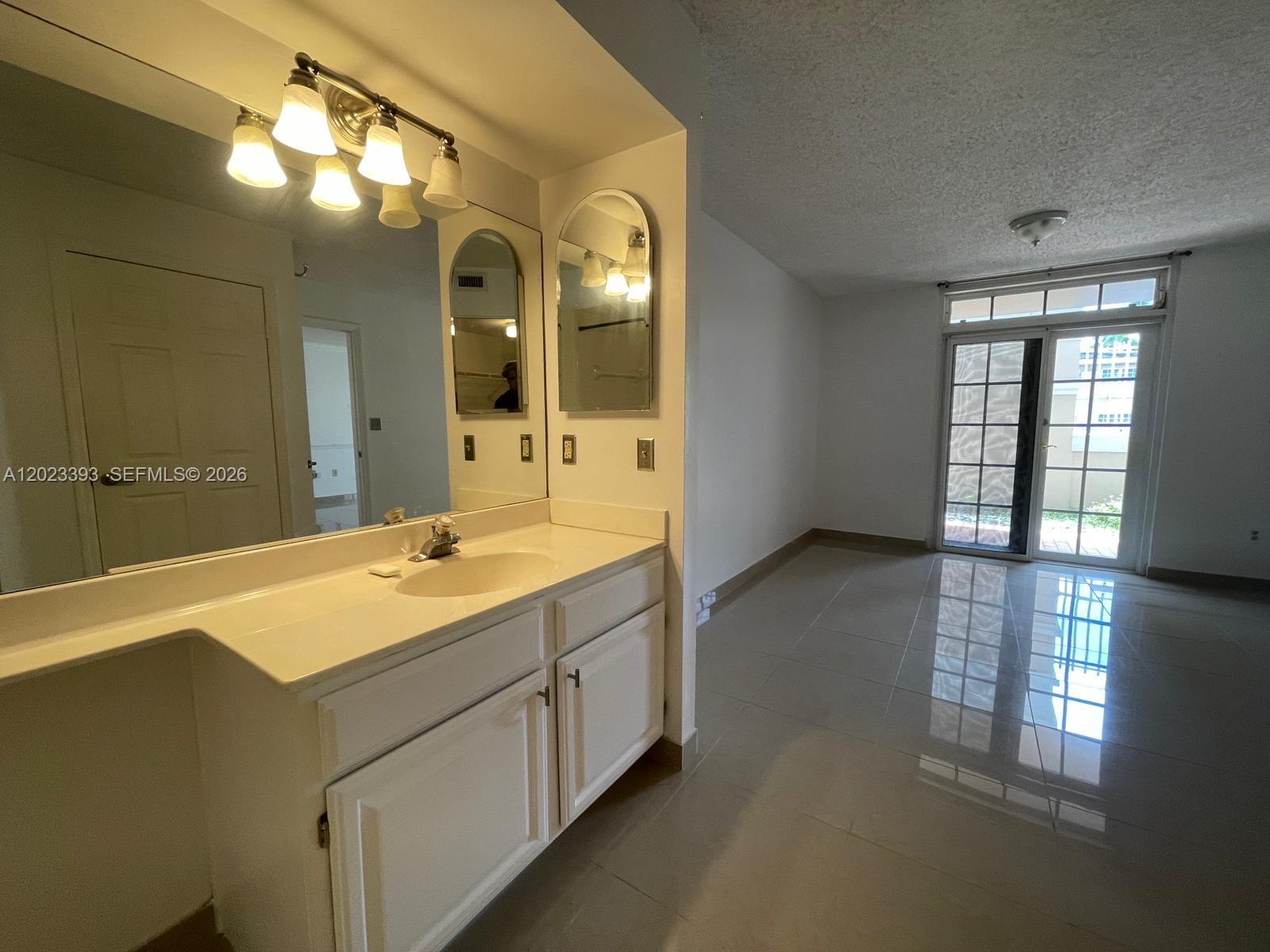 1280 S ALHAMBRA CIR #2119, Coral Gables FL 33146