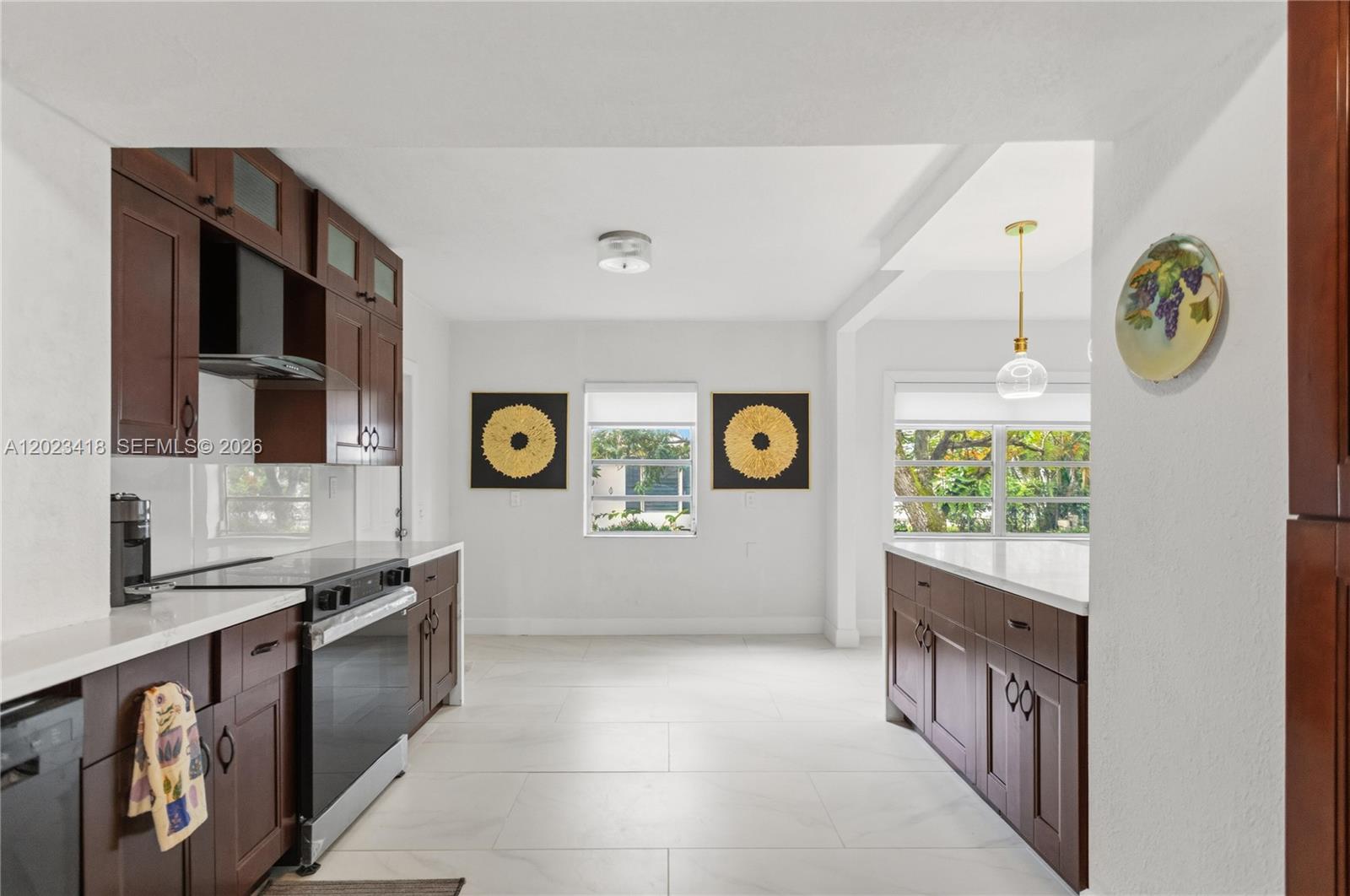 72 Palmetto Dr, Miami Springs FL 33166