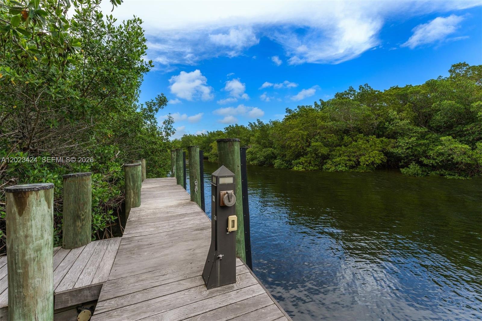 132 Paloma Dr, Coral Gables FL 33143