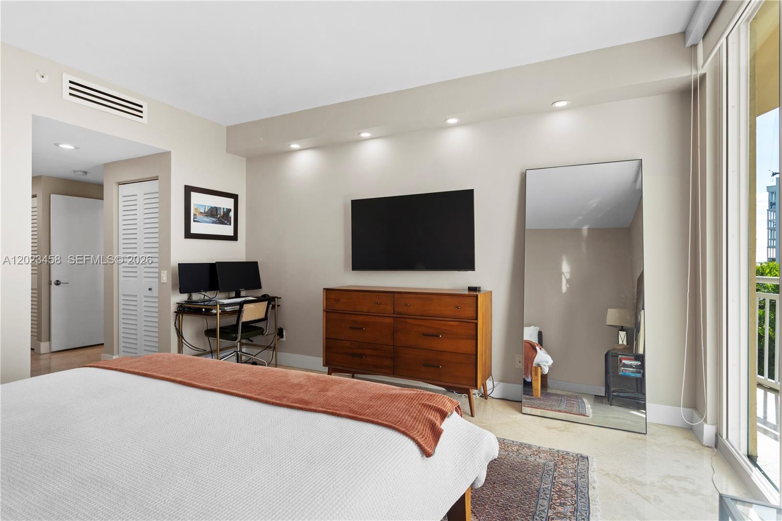 2475 Brickell Ave #708, Miami FL 33129