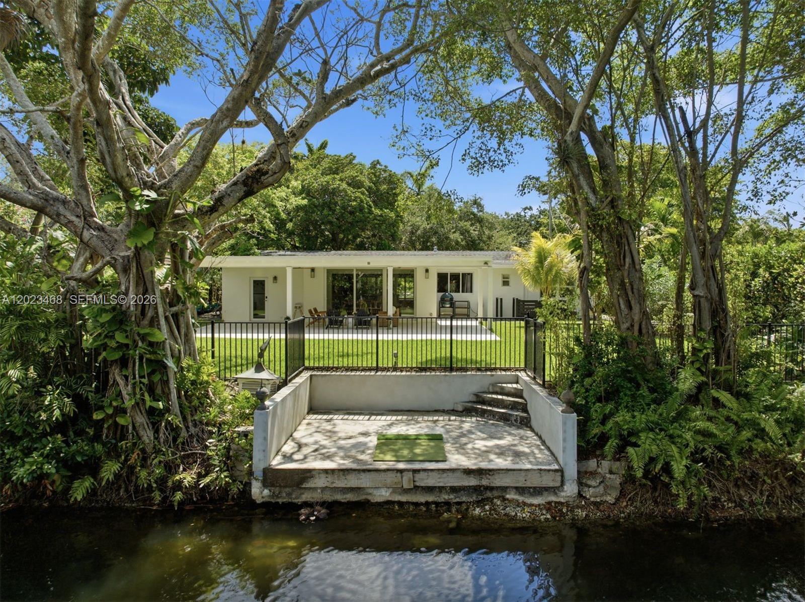 7350 SW 65th Ave, South Miami FL 33143