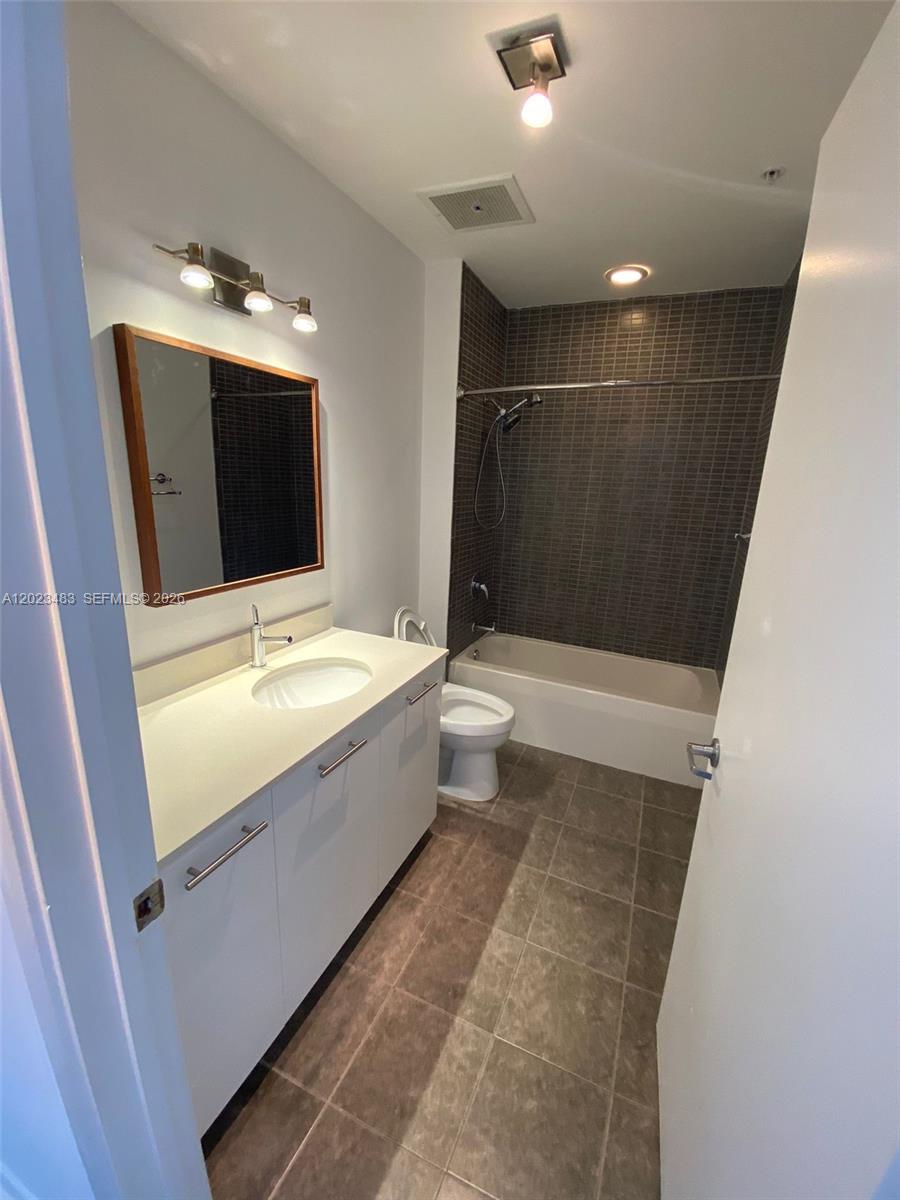 3470 E Coast Ave #H2607, Miami FL 33137