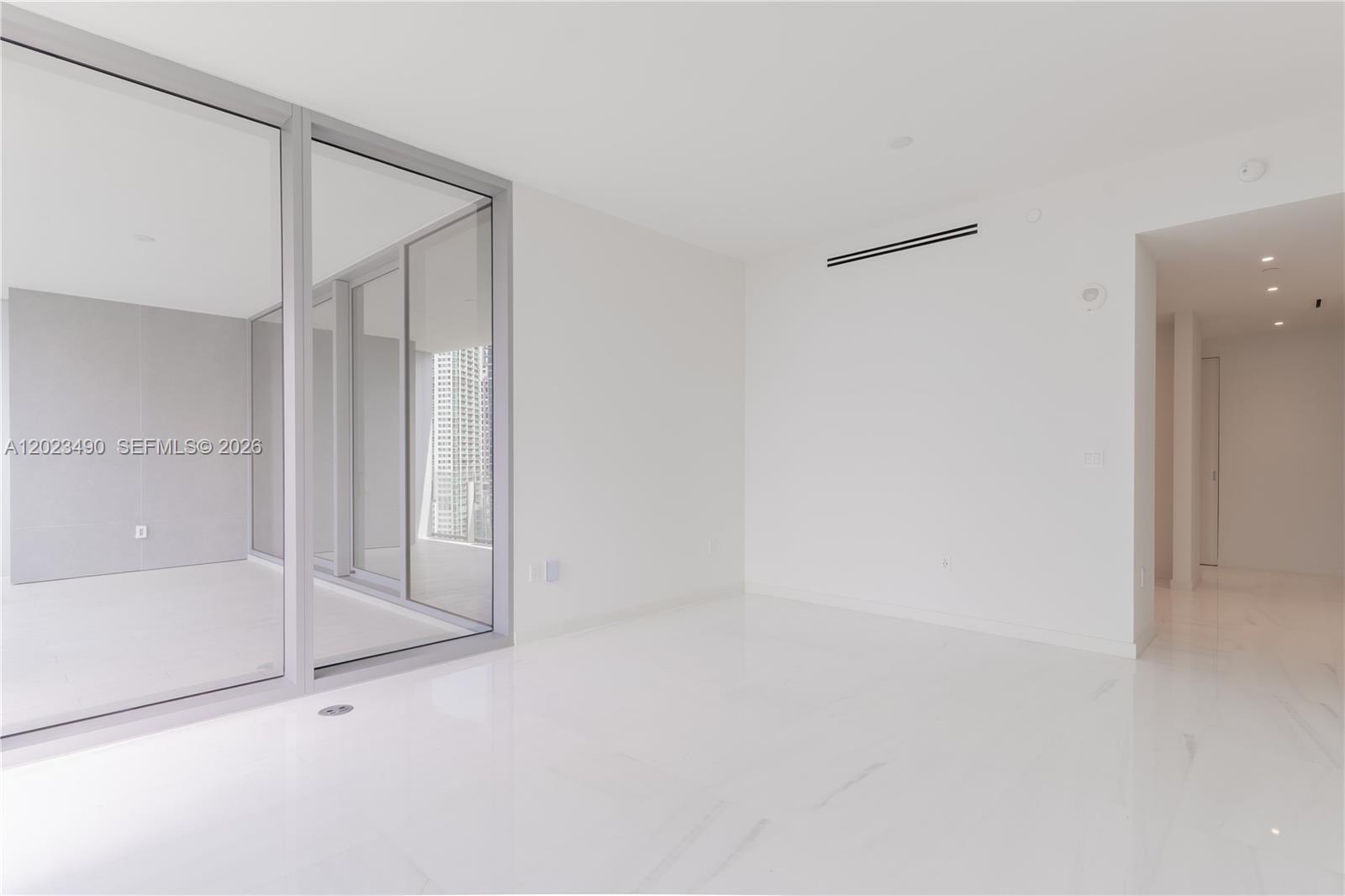 300 Biscayne Blvd Way #1704, Miami FL 33131