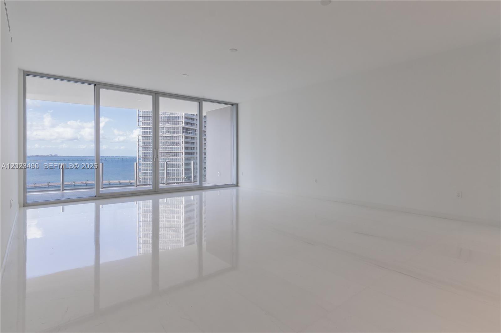 300 Biscayne Blvd Way #1704, Miami FL 33131