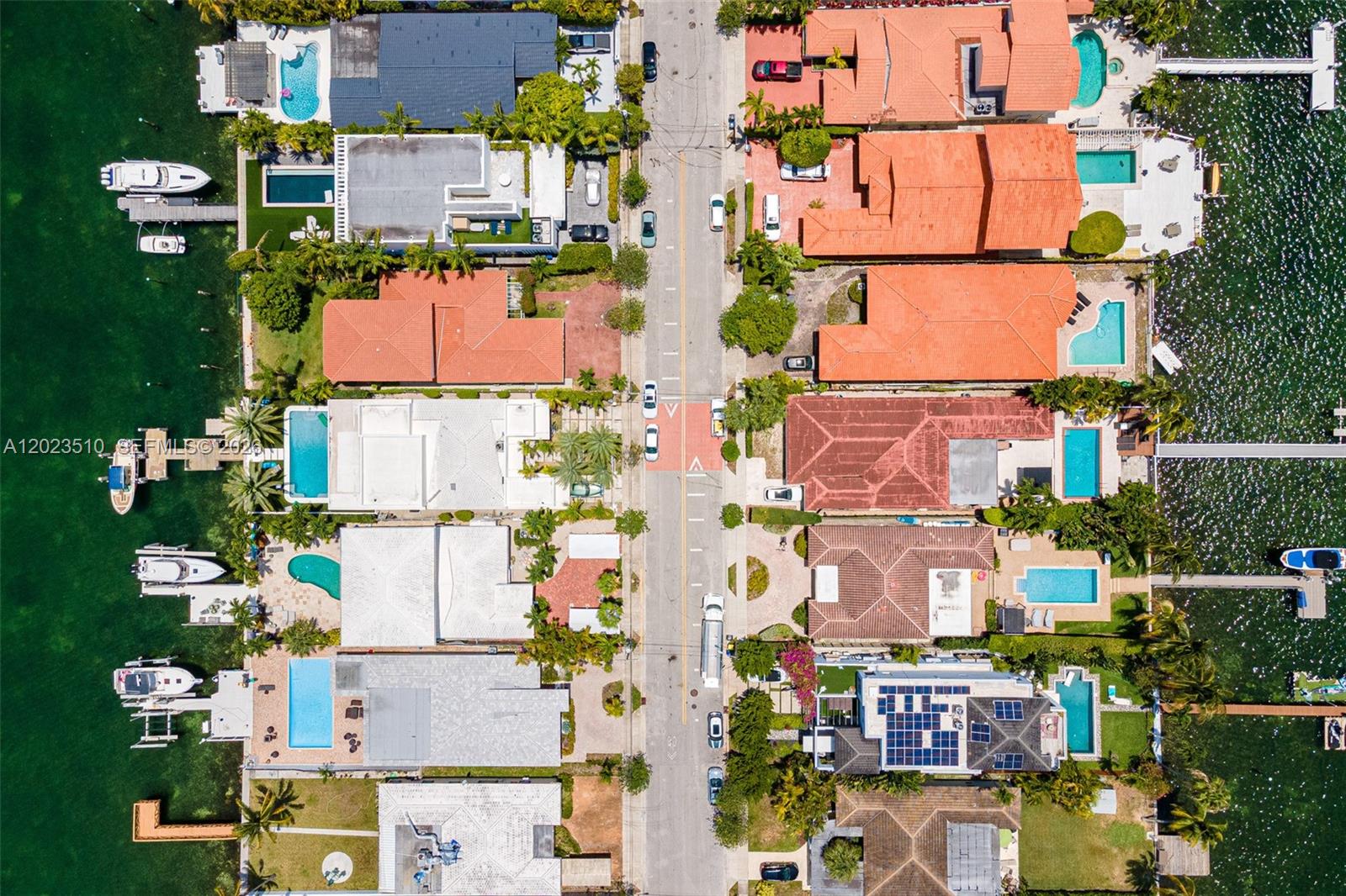 1430 Stillwater Dr #1430, Miami Beach FL 33141