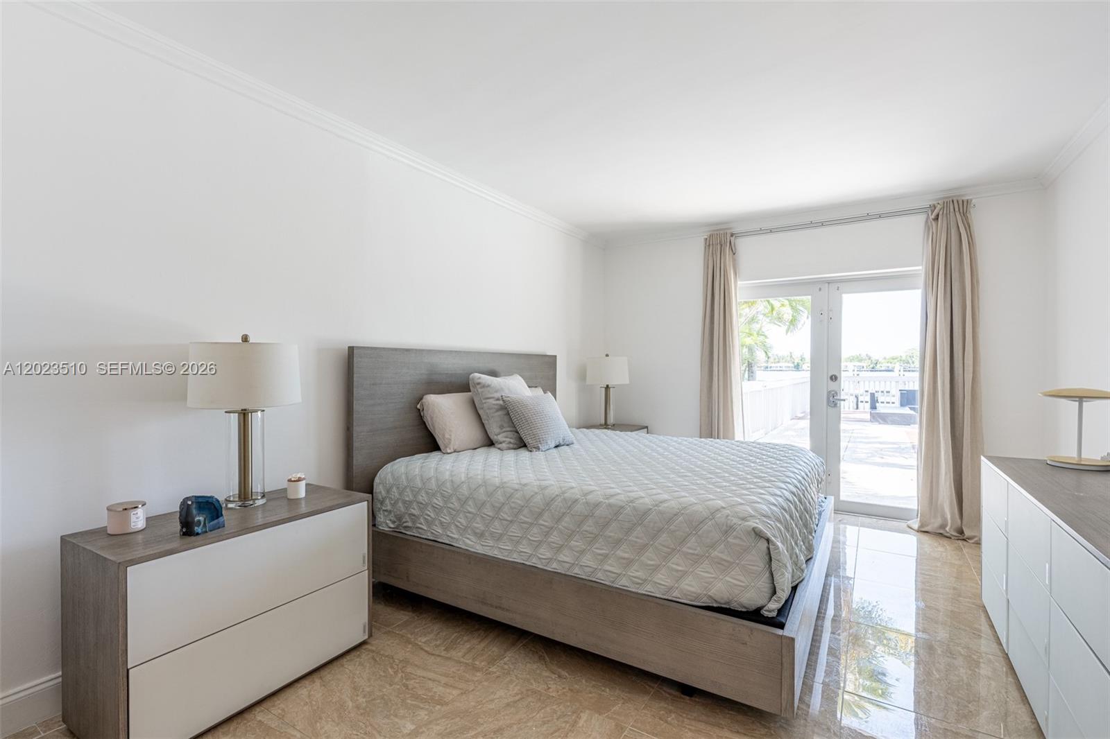 1430 Stillwater Dr #1430, Miami Beach FL 33141