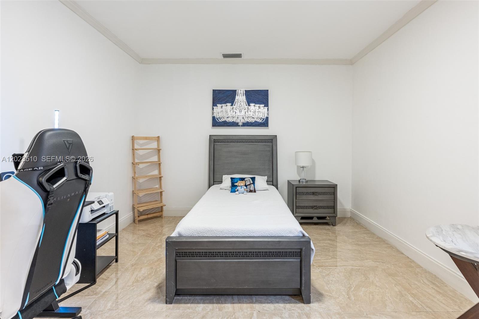1430 Stillwater Dr #1430, Miami Beach FL 33141