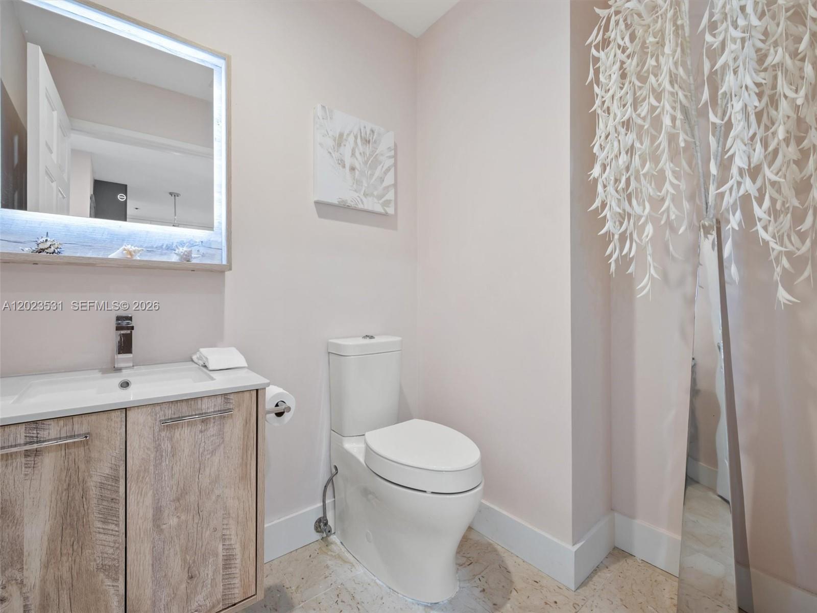 2425 Fisher Island Dr #5205, Miami Beach FL 33109