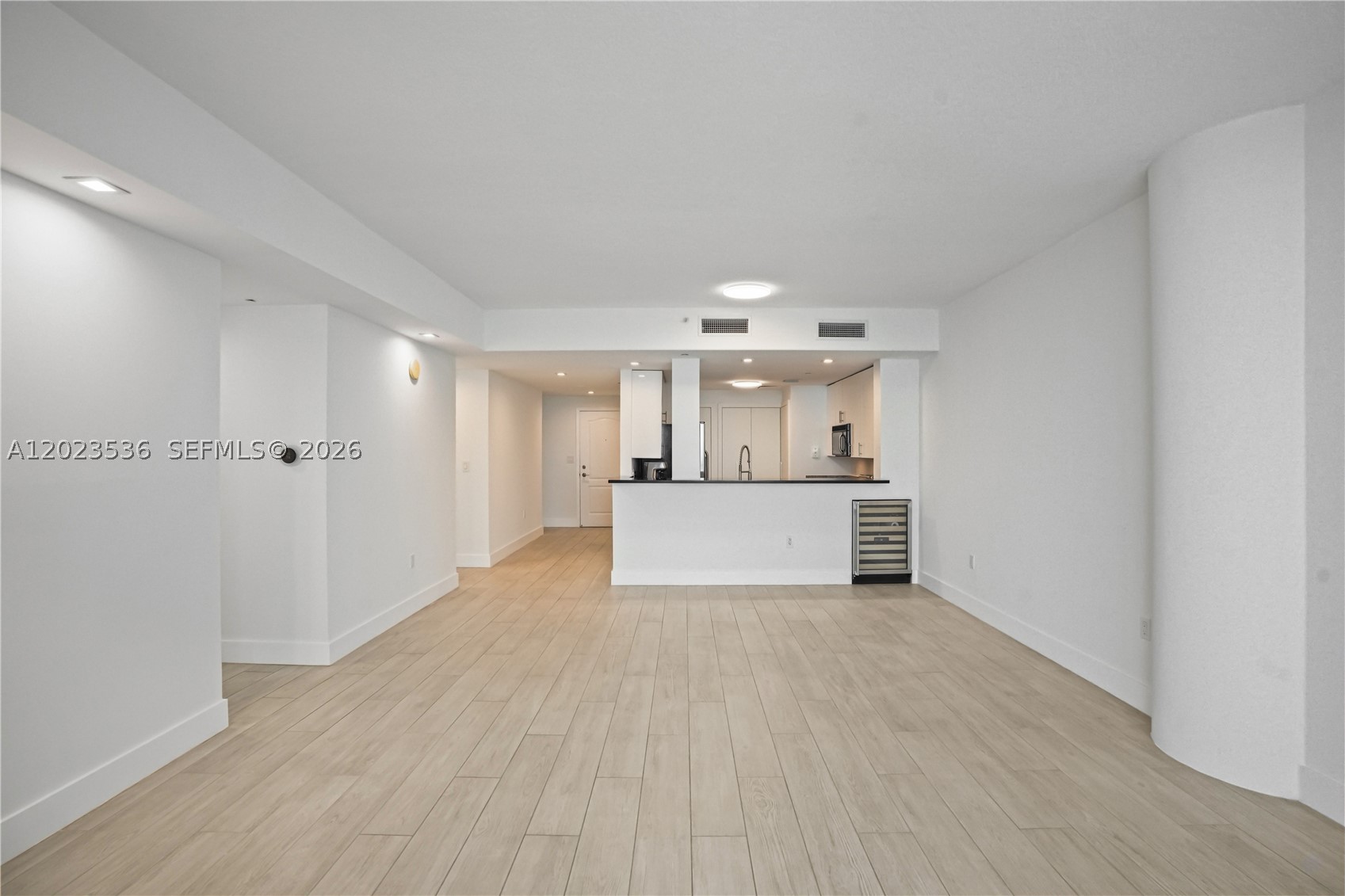 2101 Brickell Ave #3105, Miami FL 33129