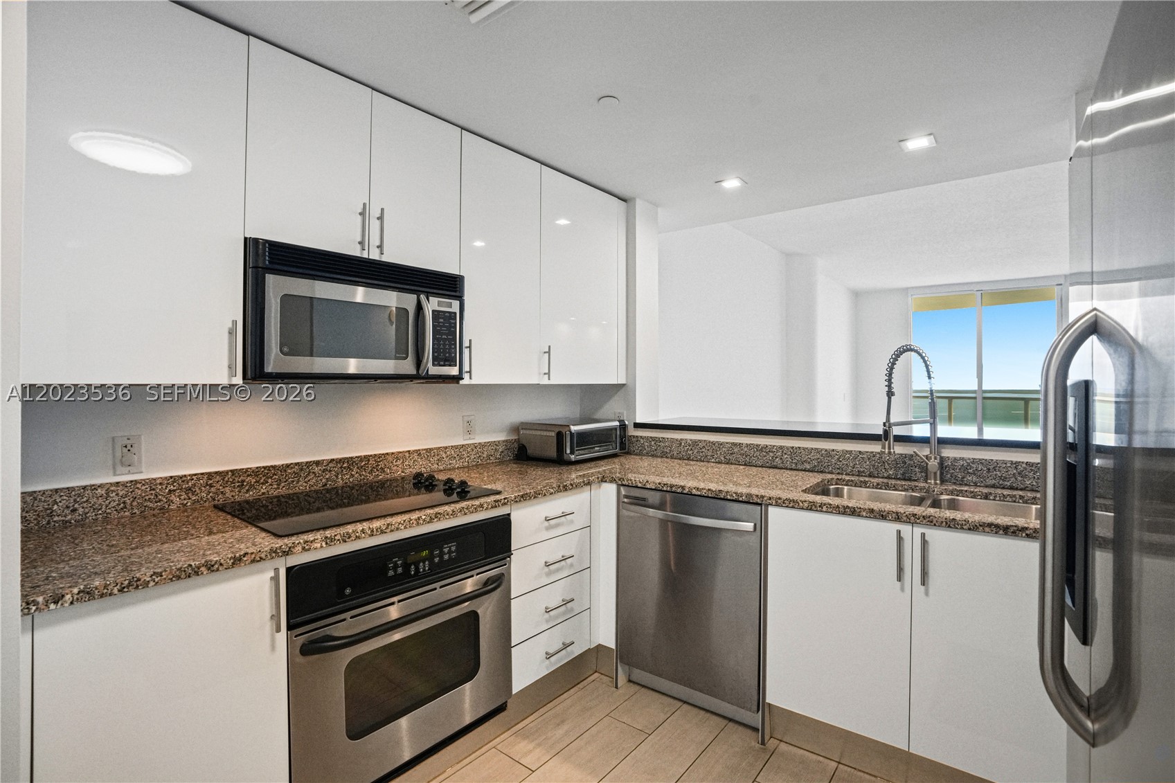 2101 Brickell Ave #3105, Miami FL 33129