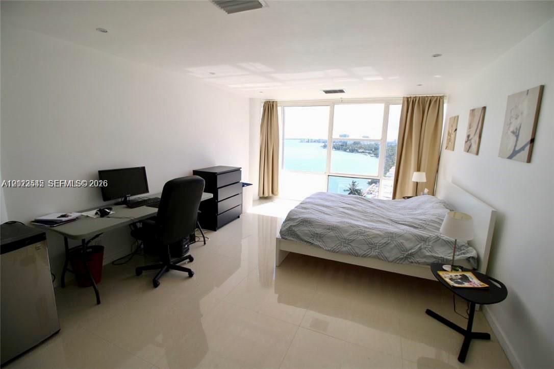 900 Bay Dr #1027, Miami Beach FL 33141