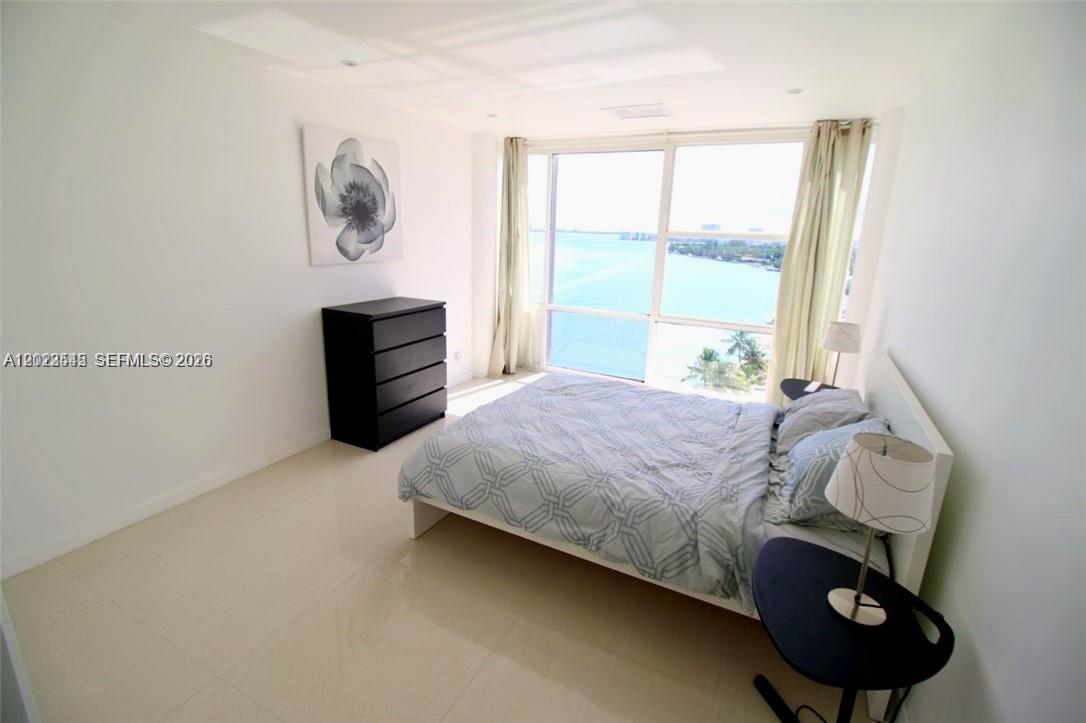 900 Bay Dr #1027, Miami Beach FL 33141