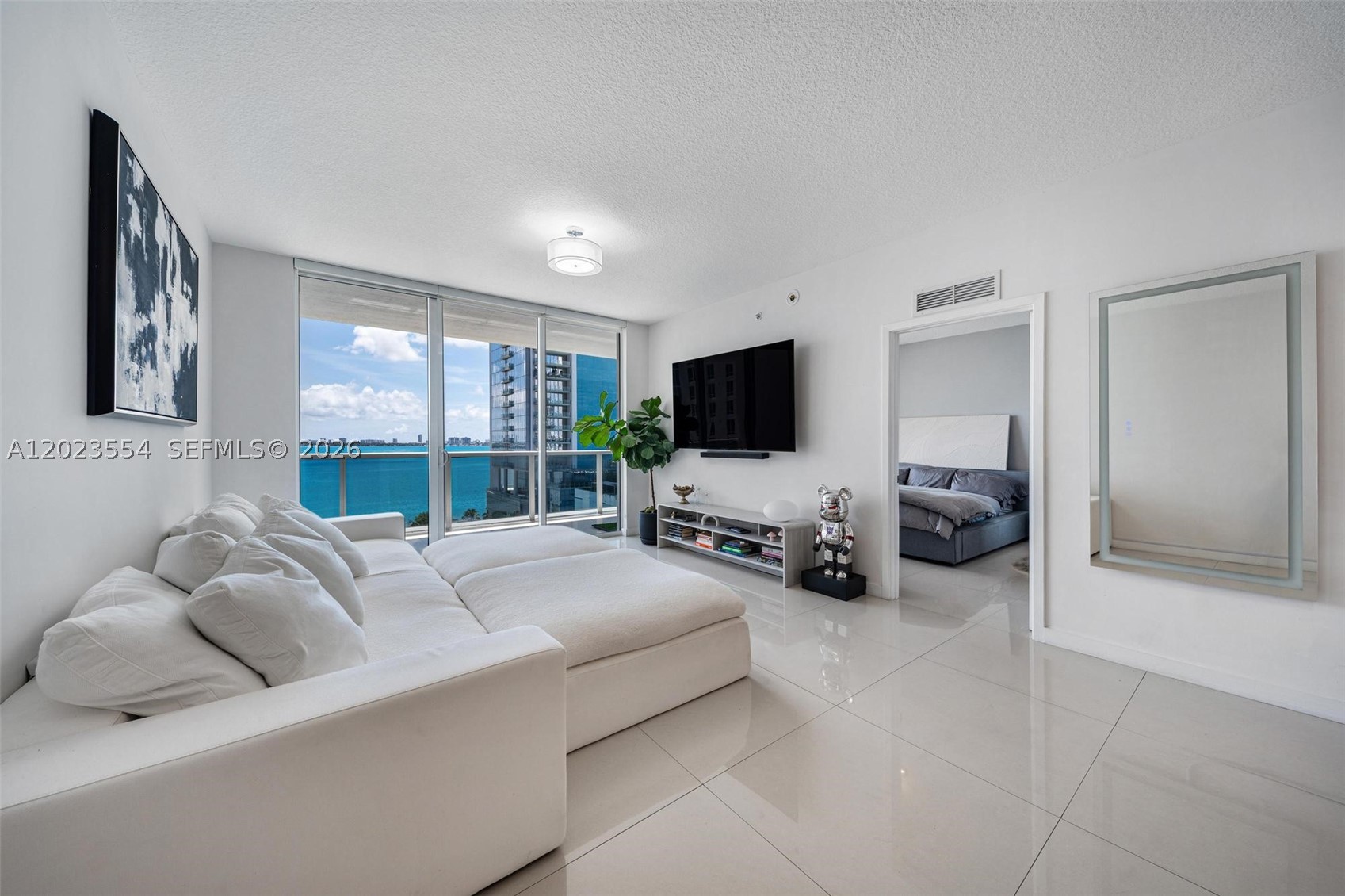600 NE 27th St #1104, Miami FL 33137