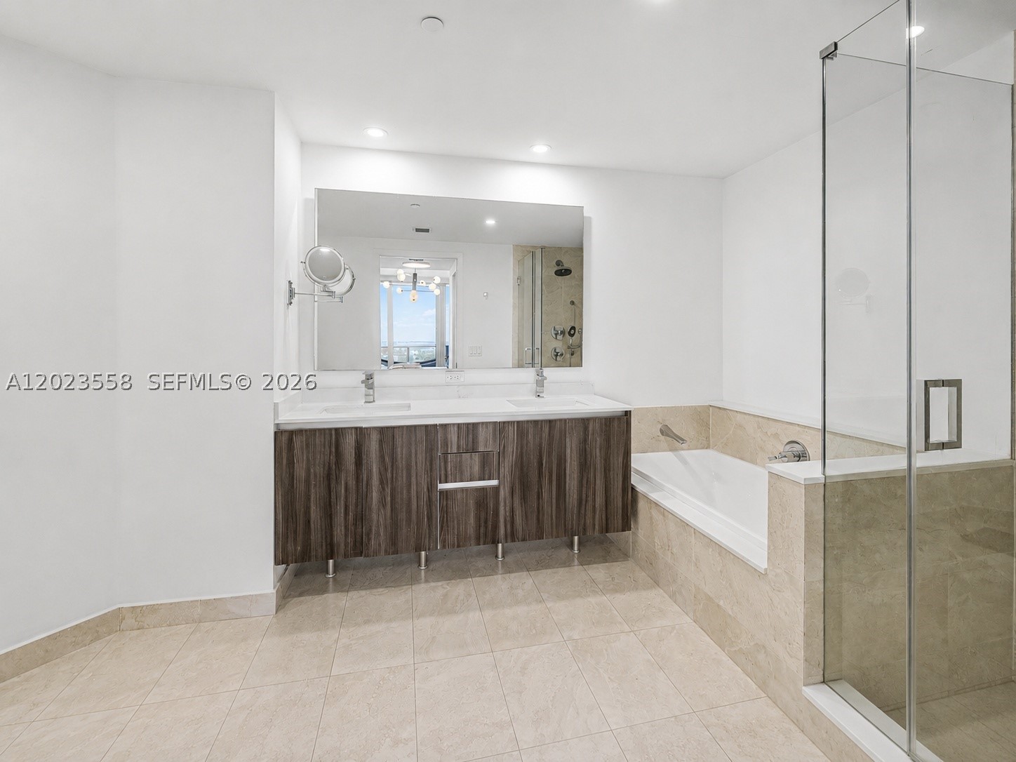 488 NE 18th St #3101, Miami FL 33132