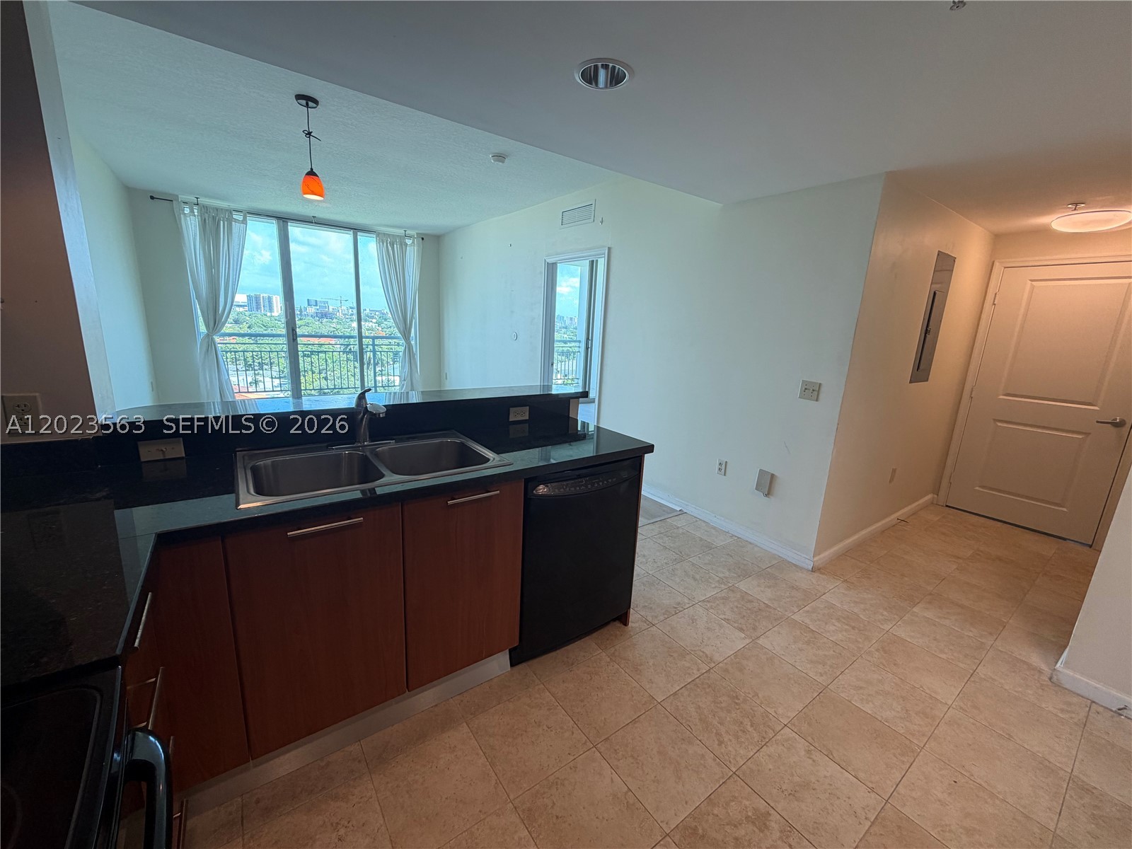 2021 SW 3rd Ave #902, Miami FL 33129