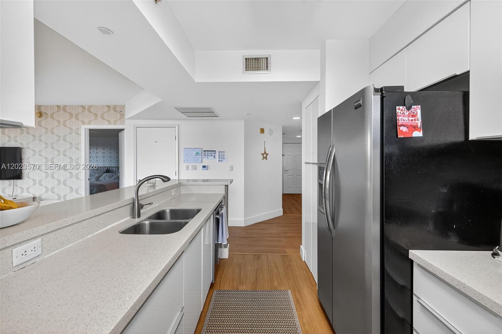 19501 W Country Club Dr #313, Aventura FL 33180