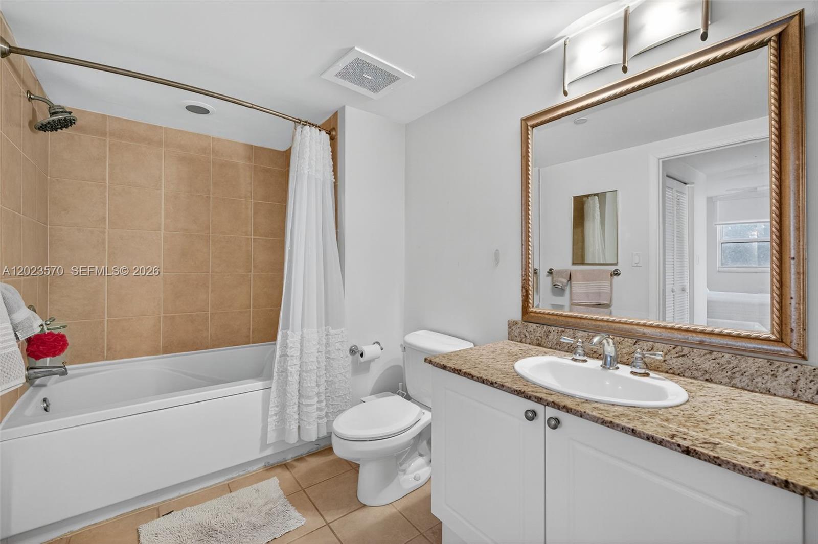 19501 W Country Club Dr #313, Aventura FL 33180